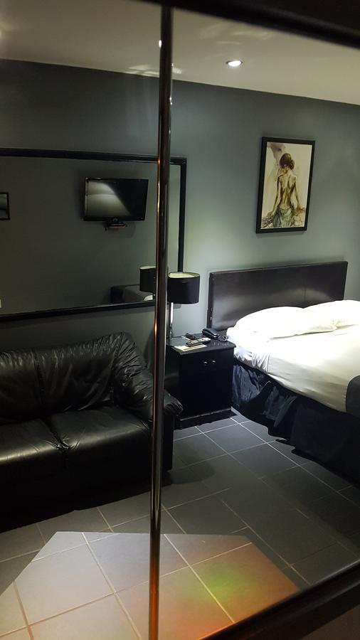 Chomedey Inn ลาวาล ห้อง รูปภาพ